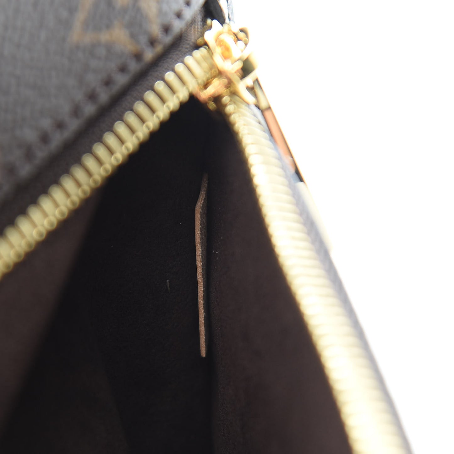 Monogram Pochette Metis