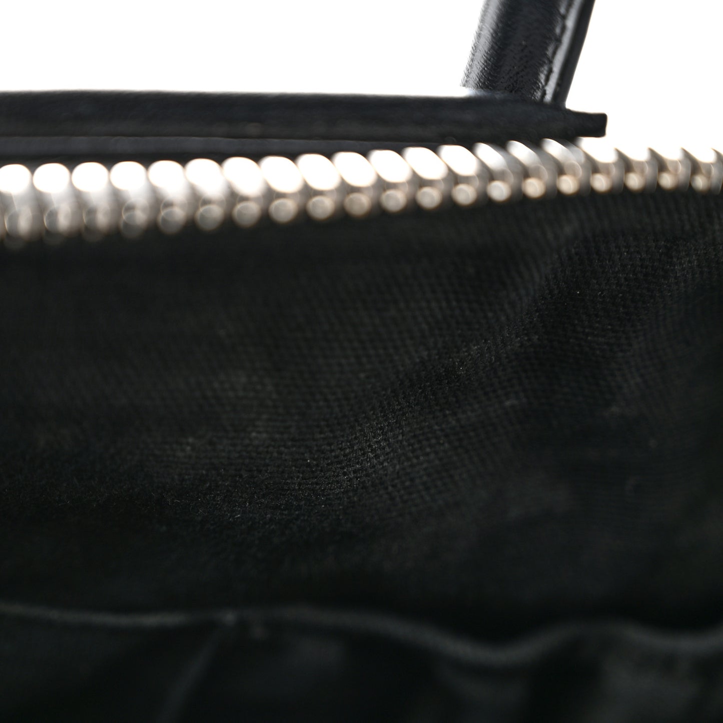 Shiny Lord Calfskin Small Antigona Black