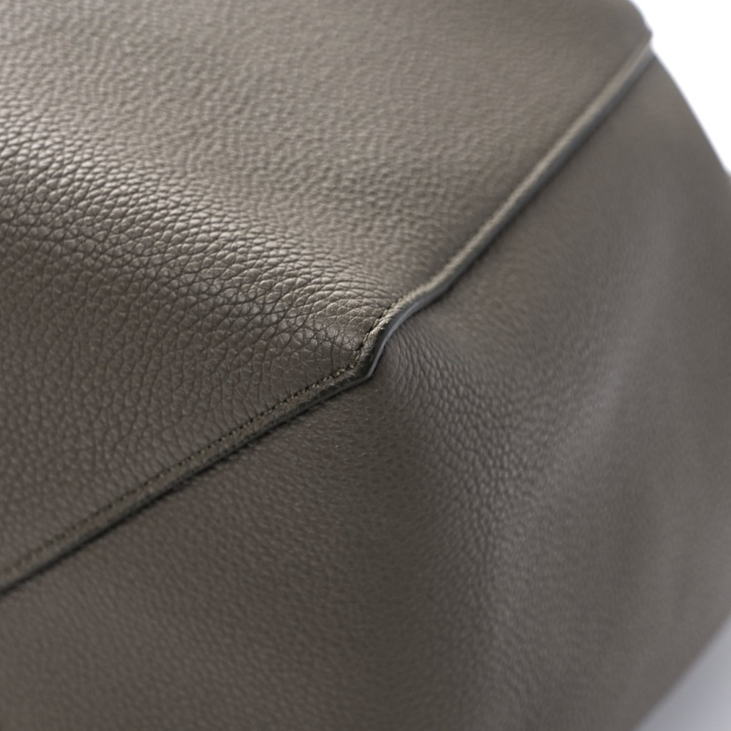 Soft Grained Calfskin Small Belt Cabas Phantom Taupe