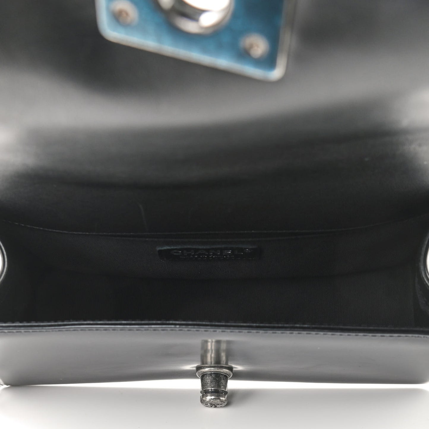 Glazed Calfskin Medium Boy Flap Black