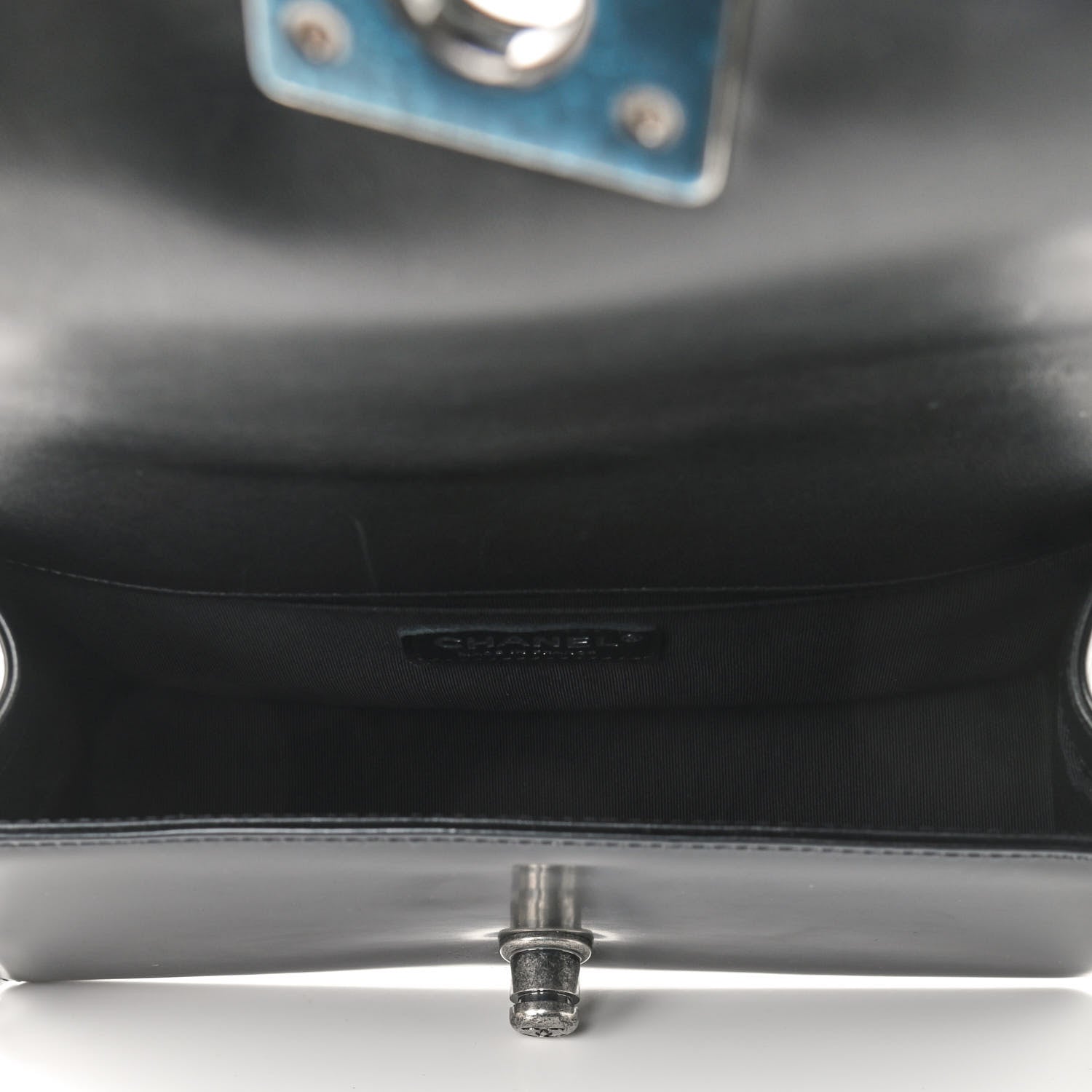 Chanel Glazed Calfskin Medium Boy Flap Black 4 of 12