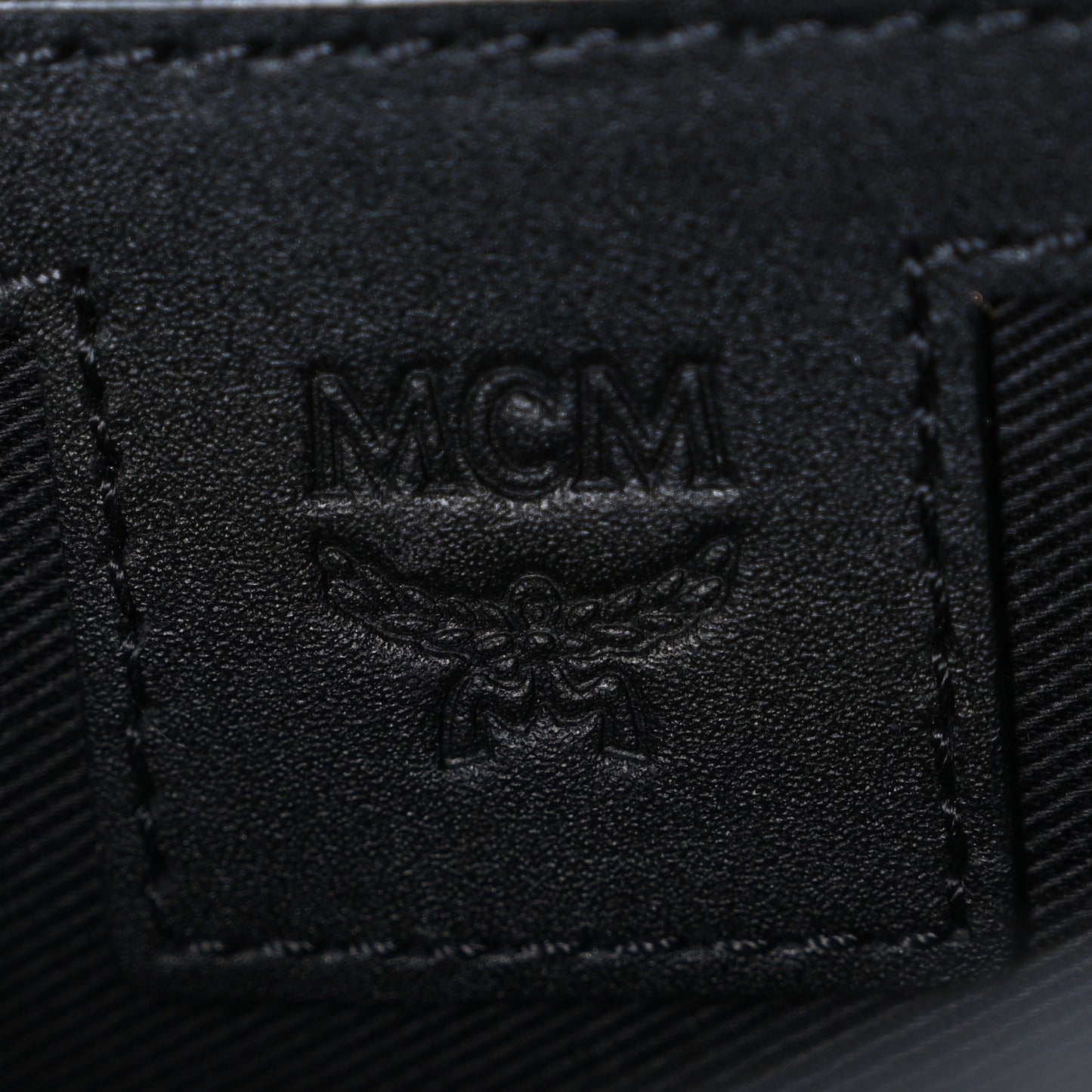 Visetos Small Millie Crossbody Belt Bag Black