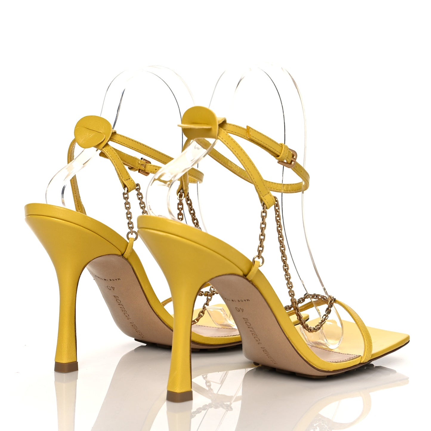 Lambskin Stretch Chain Strap 90mm Sandals 40 Buttercup