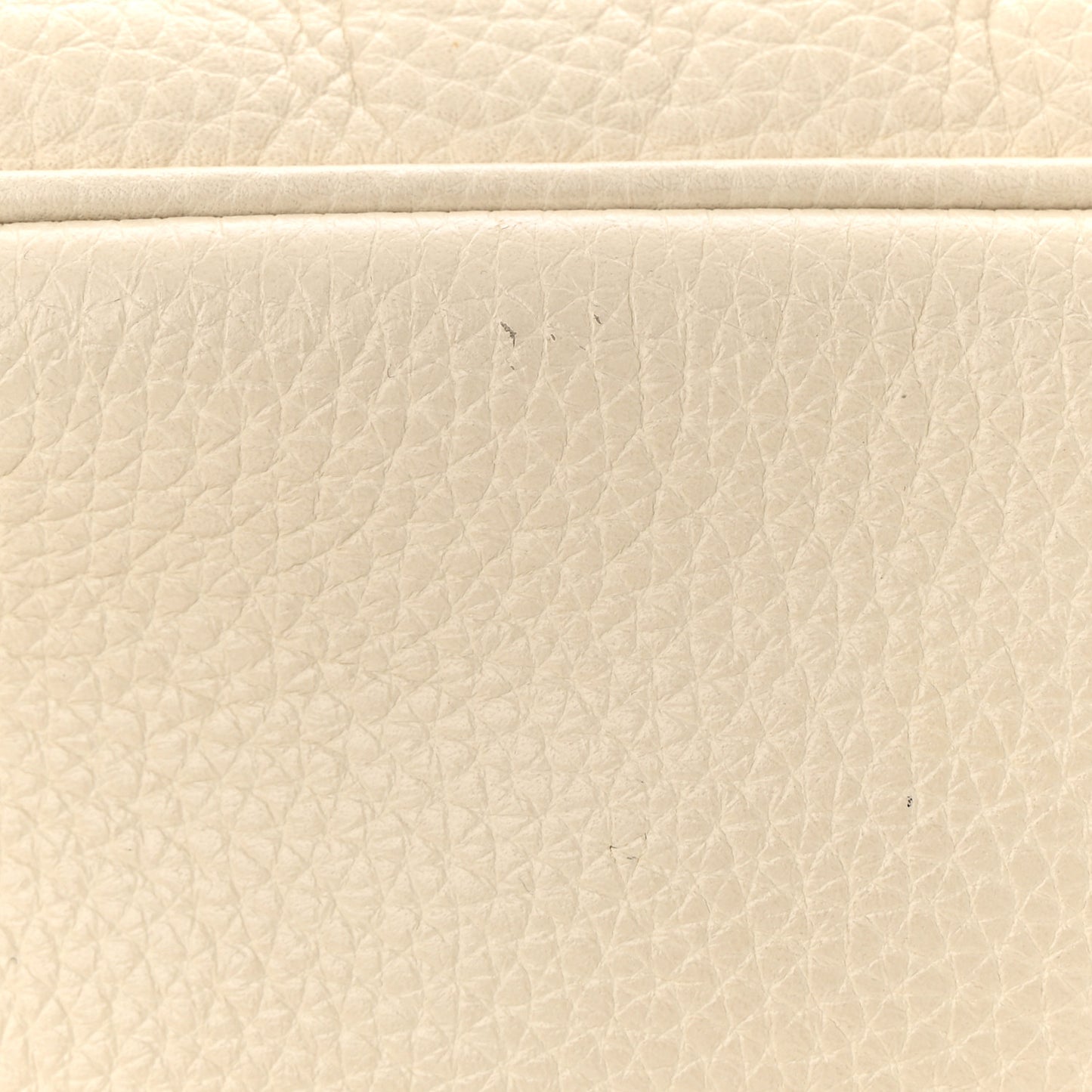 Pebbled Calfskin Small Soho Disco Bag Off White