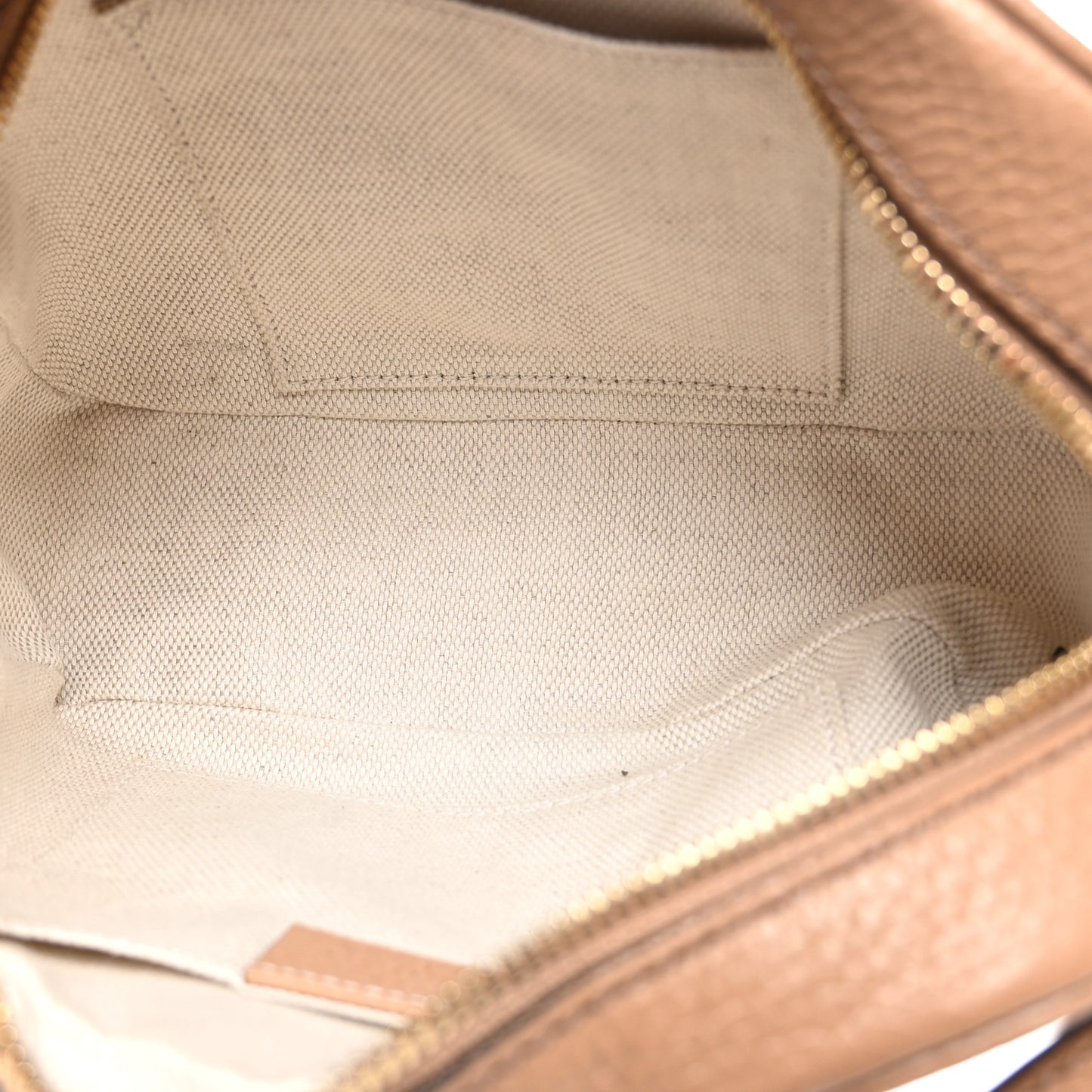 Pebbled Calfskin Small Soho Disco Bag Camelia