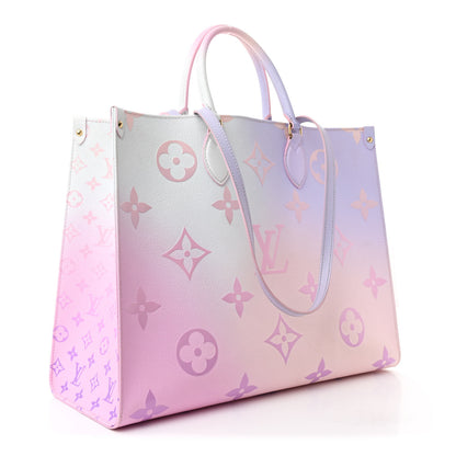 Louis Vuitton Monogram Giant Spring In The City Onthego GM Sunrise Pastel 3 of 11