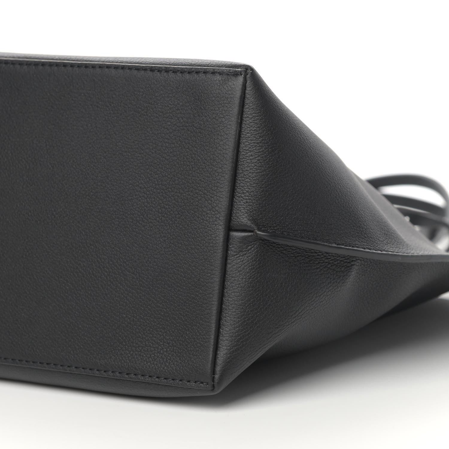 Louis Vuitton Calfskin Lockme Go Tote Black 1086109 – FASHIONPHILE