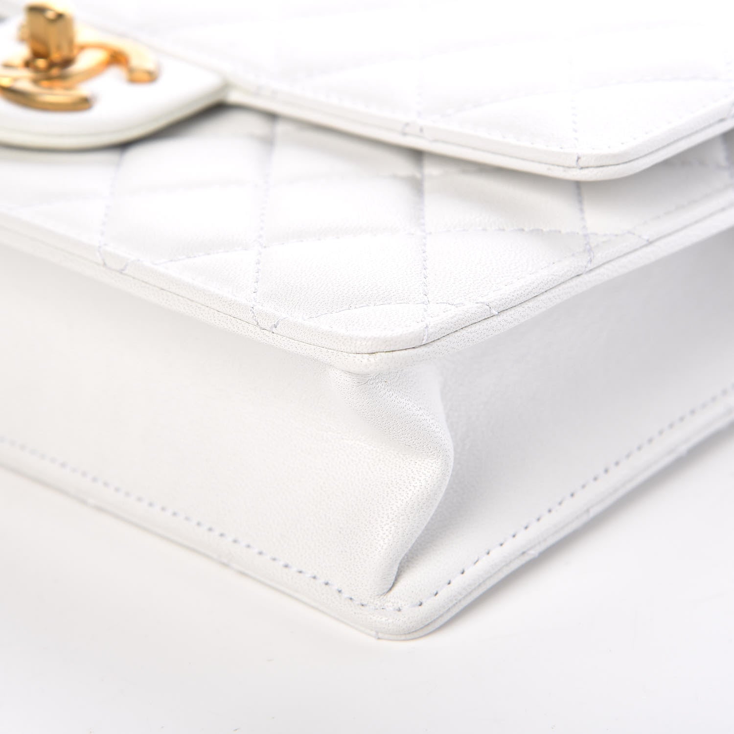 Chanel Lambskin Quilted Small Chic Pearls Flap White 9 of 10