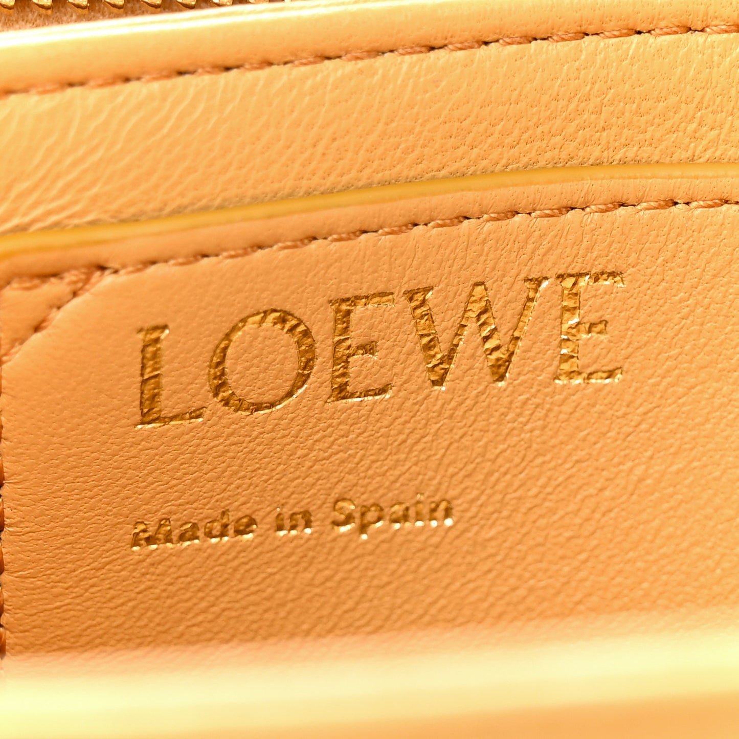 Lambskin Goya Puffer Bag Oak