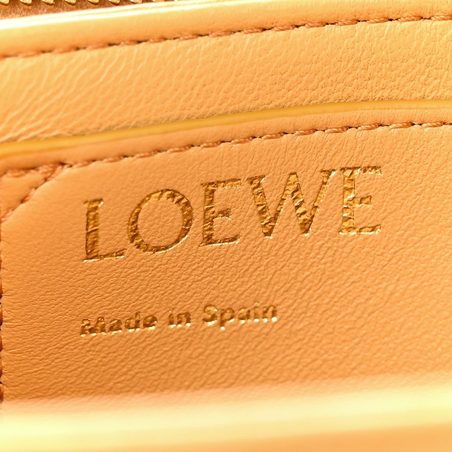 Loewe Lambskin Goya Puffer Bag Oak 7 of 14