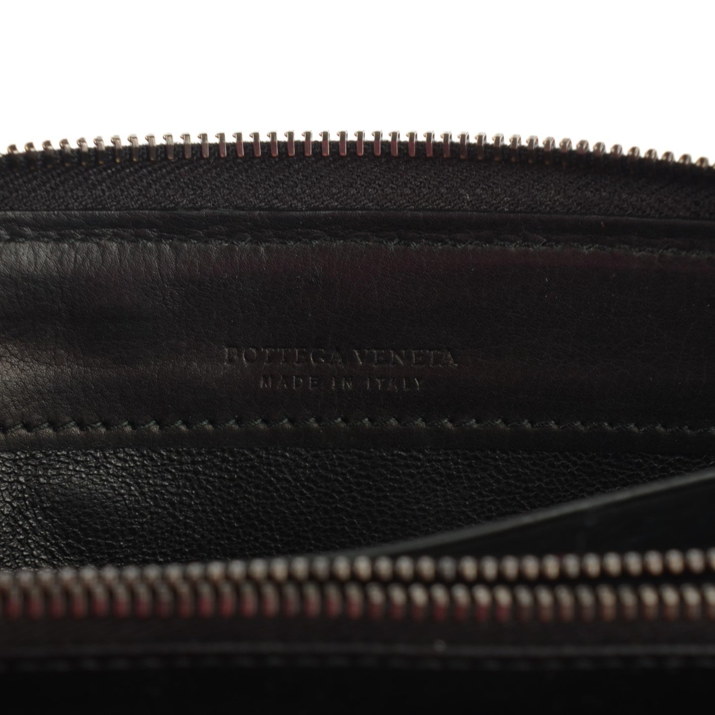 Waxed Calfskin Intrecciato Studded Wristlet Wallet Nero Black