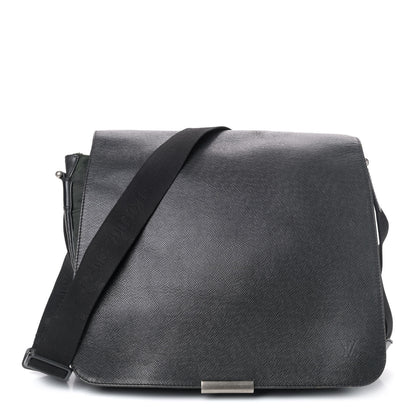Louis Vuitton Taiga Viktor Messenger Bag Epicea 1 of 4