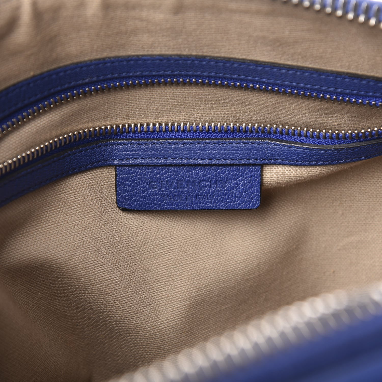 Givenchy Sugar Goatskin Medium Antigona Bright Blue 6 of 11