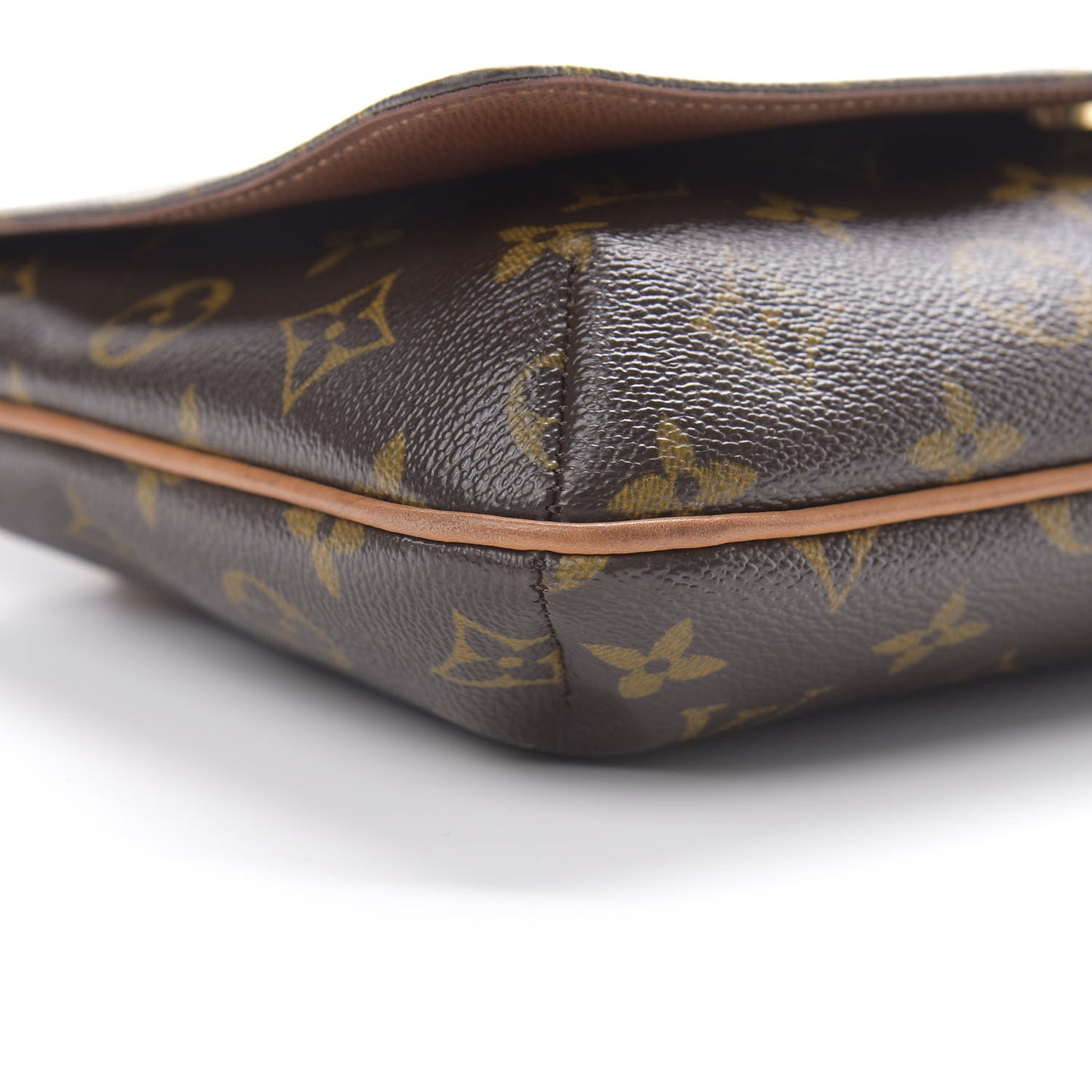 Monogram Musette Tango