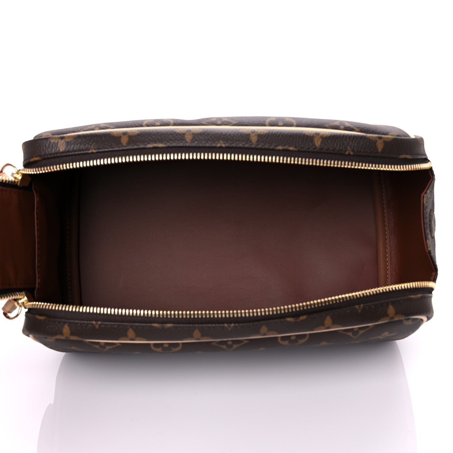 Louis Vuitton Monogram Dopp Kit Toilet Pouch 5 of 9