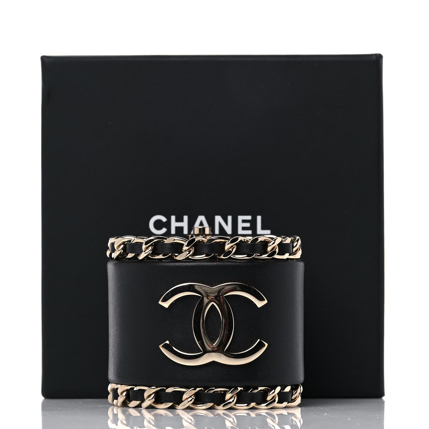 Lambskin Chain CC Cuff Black Gold