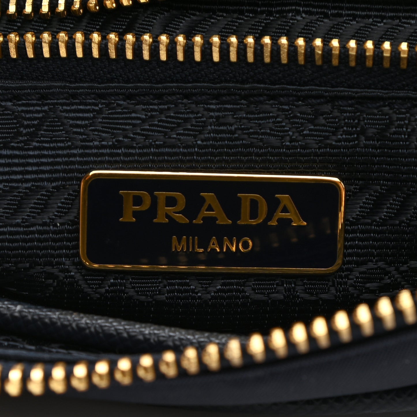 Tessuto Nylon Saffiano Crossbody Bag Baltico