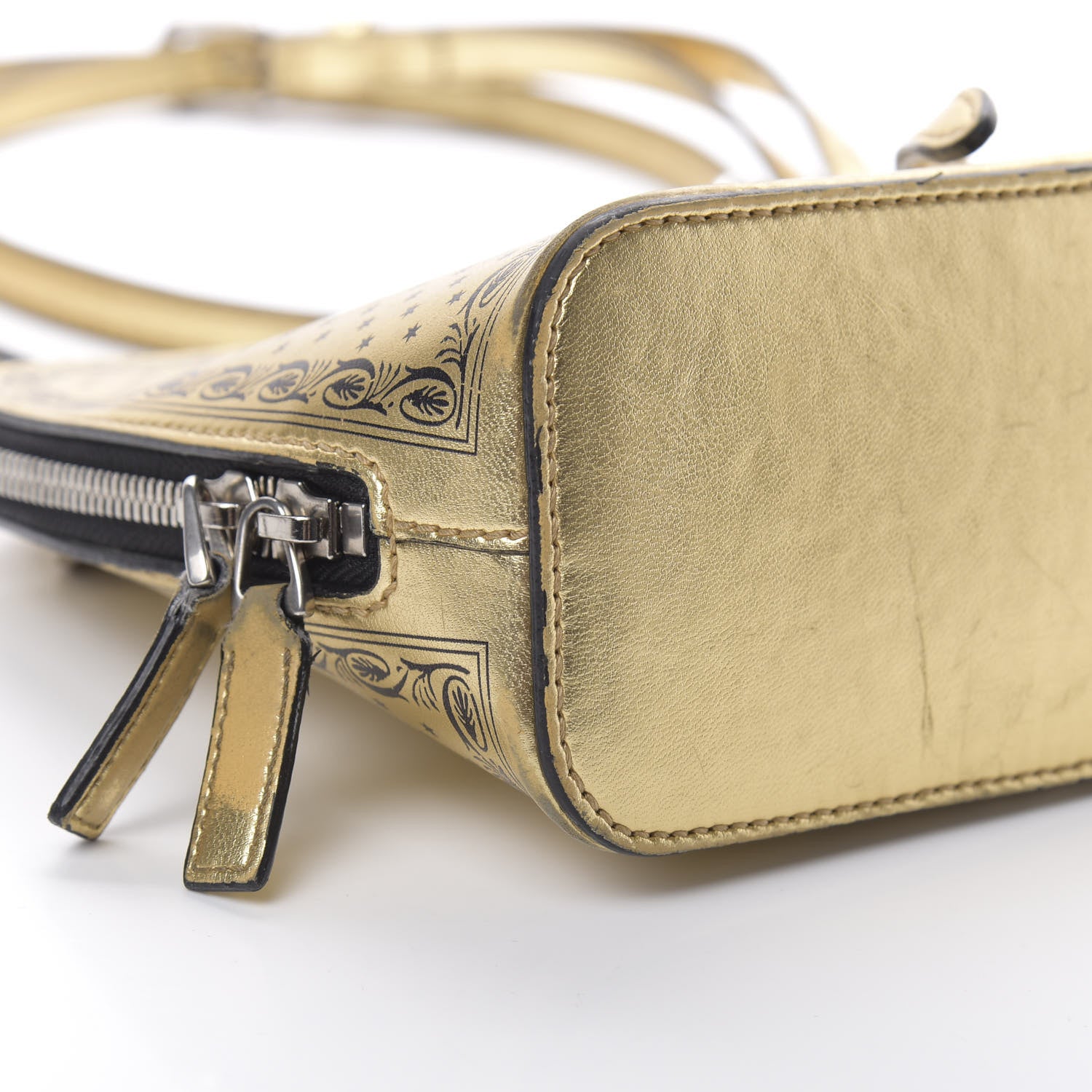 Gucci X SEGA Calfskin GUCCY Stars Mini Dome Shoulder Bag Gold 9 of 16