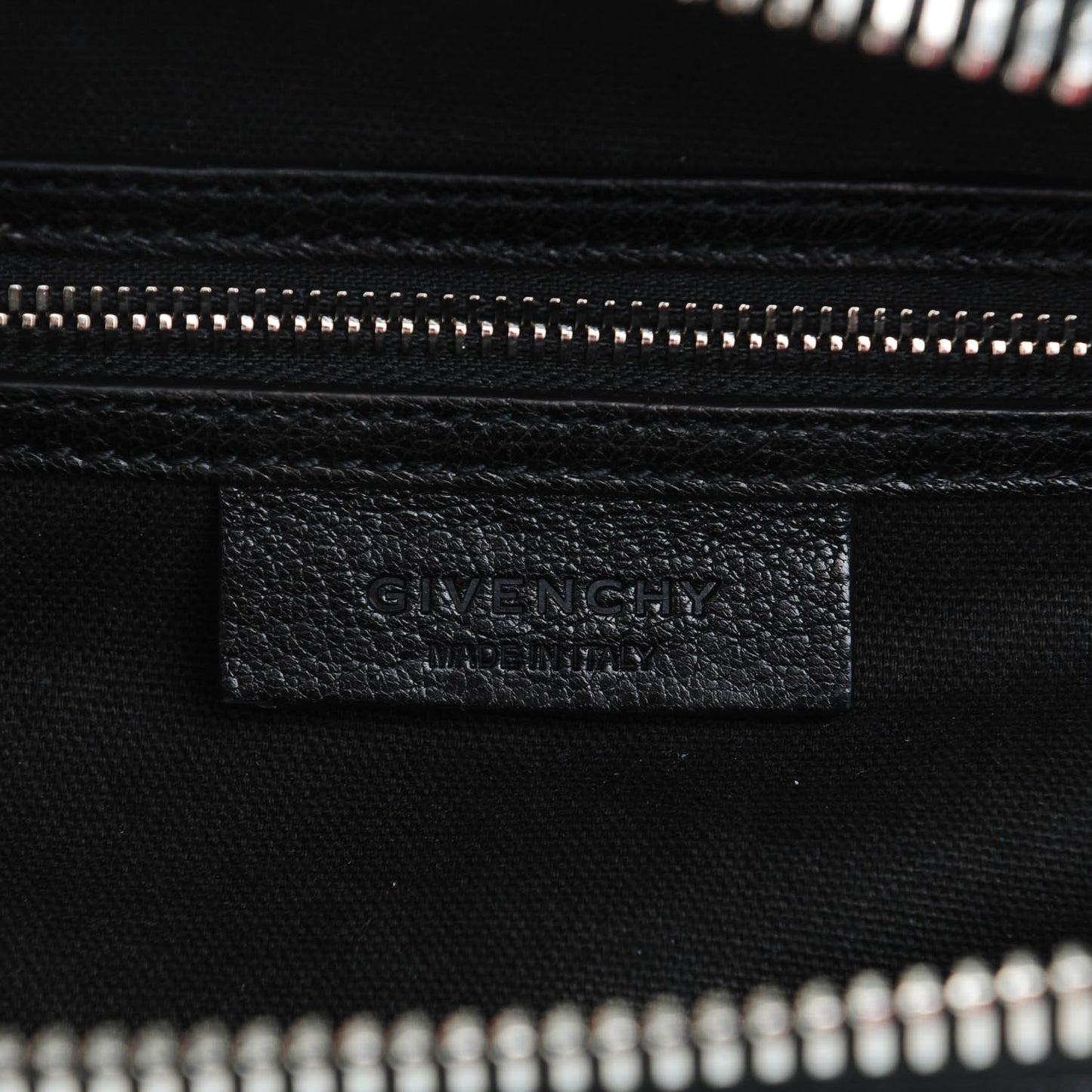 Sugar Goatskin Small Antigona Black