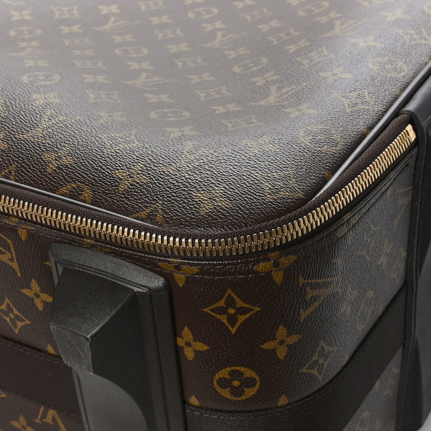 Monogram Pegase 70