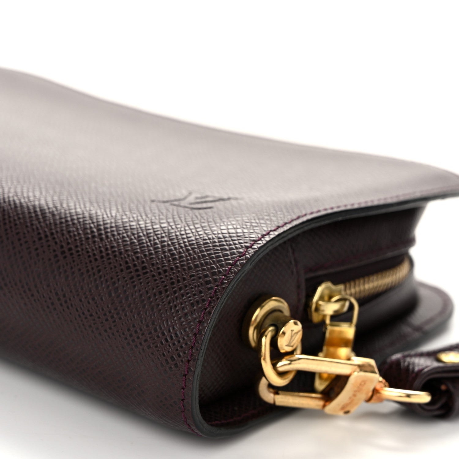 Louis Vuitton Taiga Baikal Pochette Acajou 9 of 9