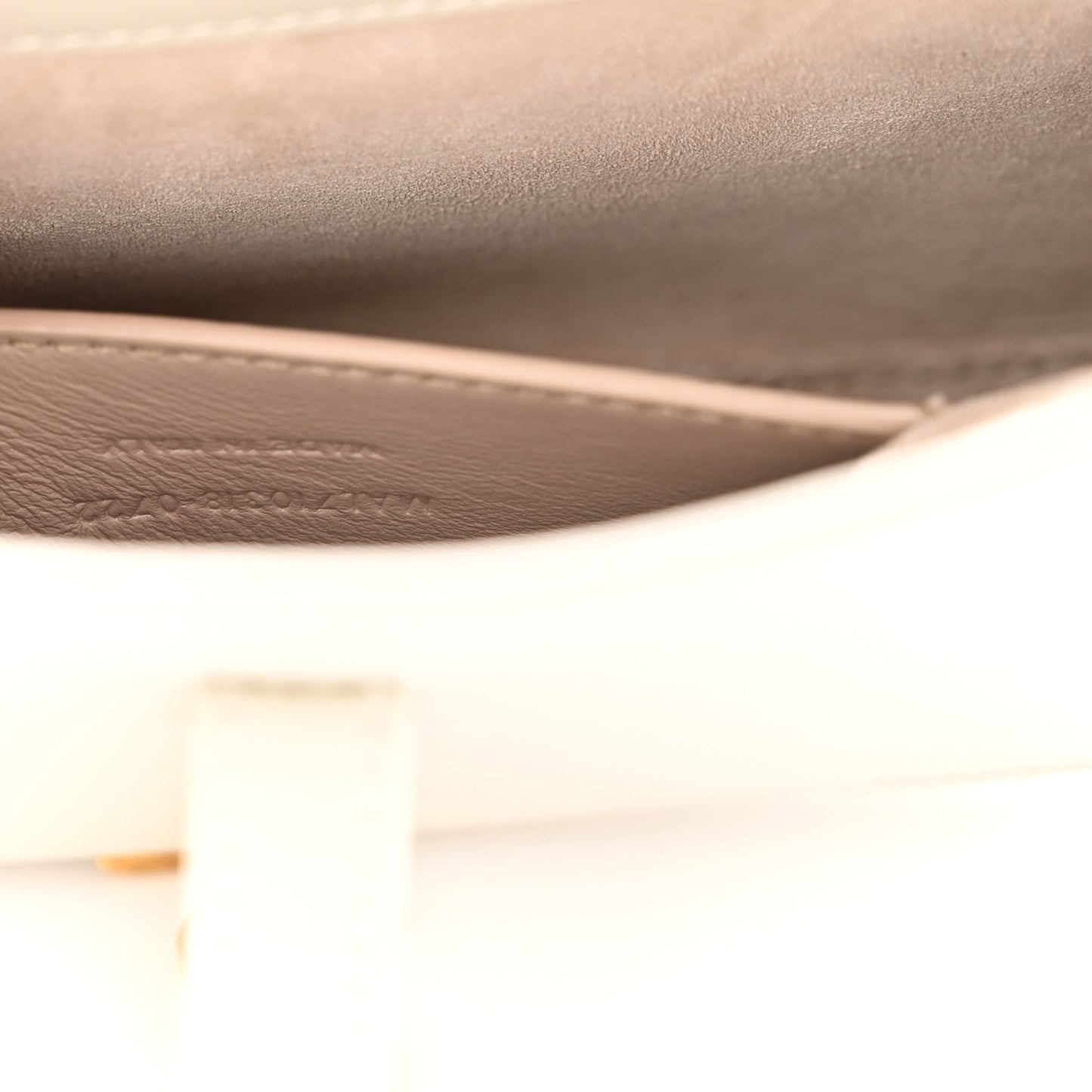 Smooth Calfskin Le 5 A 7 Mini Hobo Crema Soft