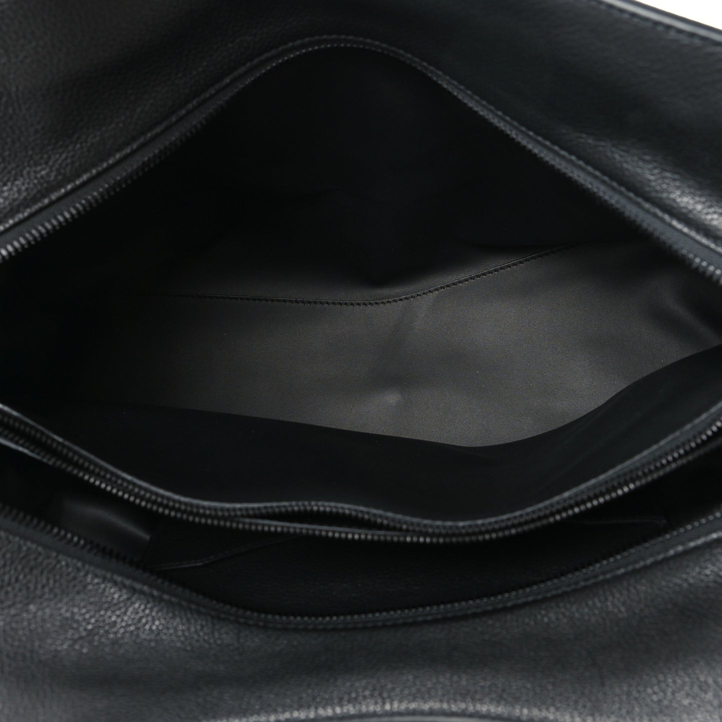 Grained Calfskin Neo Classic Black Hardware Medium City Black