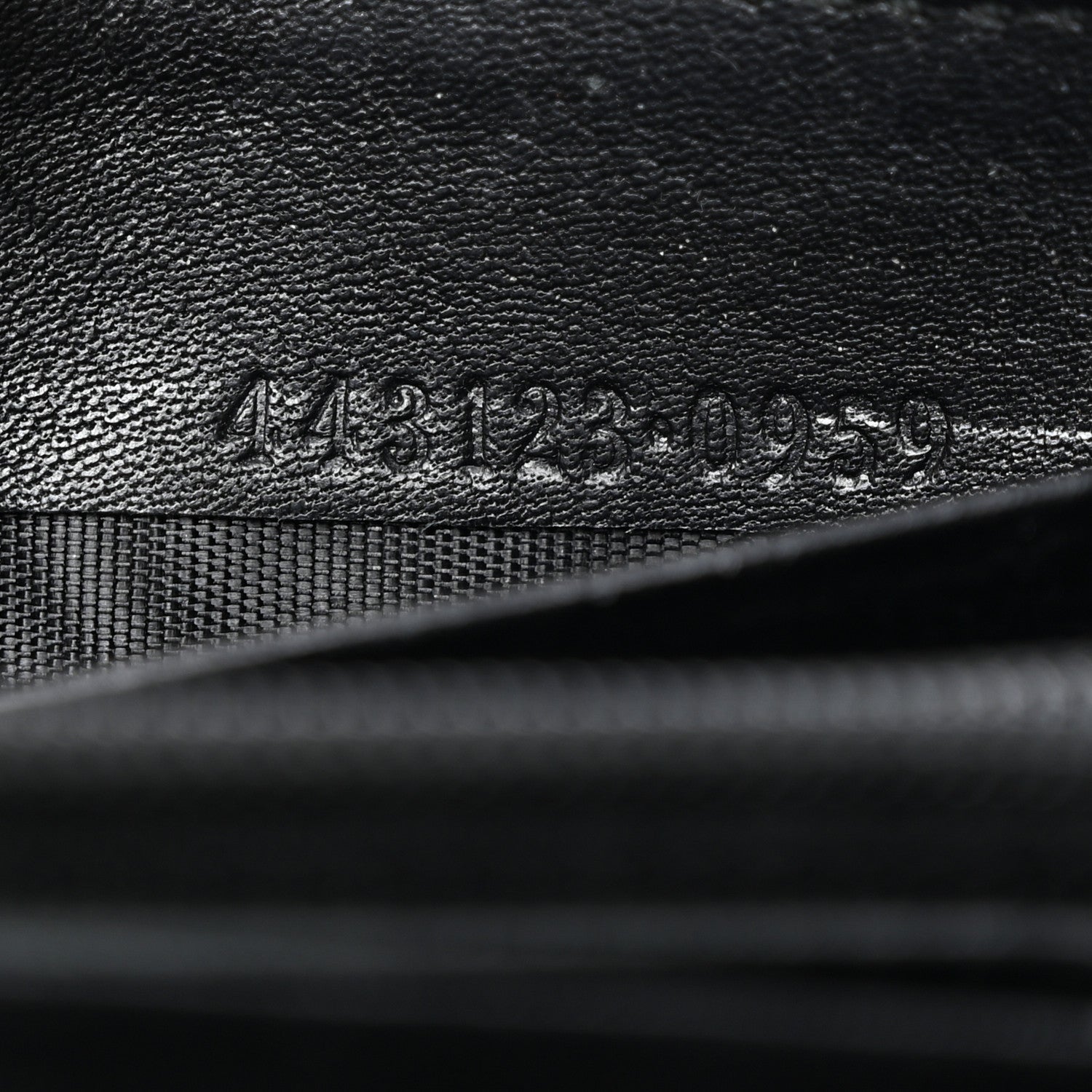 Gucci Calfskin Matelasse GG Marmont Zip Around Wallet Black 7 of 7