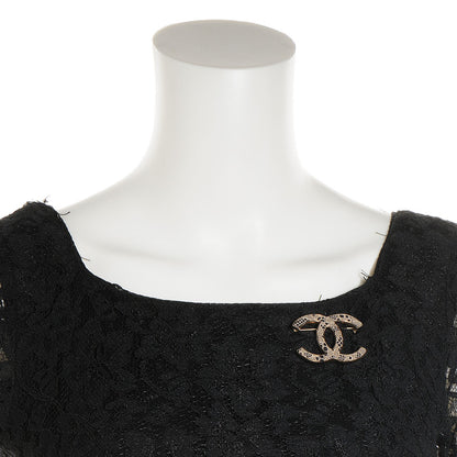 Chanel Lace Embellished Large CC Brooch Gold 2 of 4