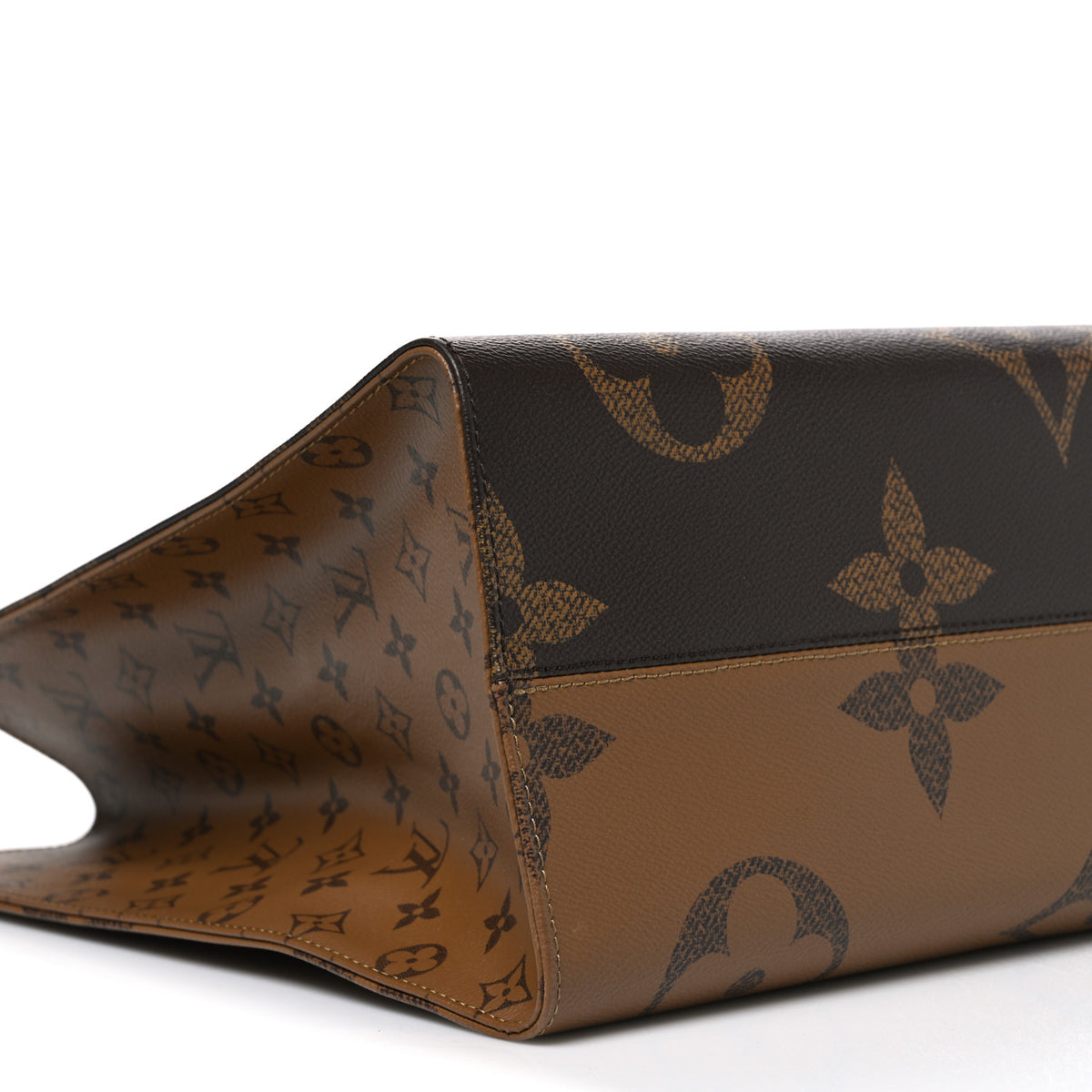 Louis Vuitton Reverse Monogram Giant Onthego GM 8 of 9