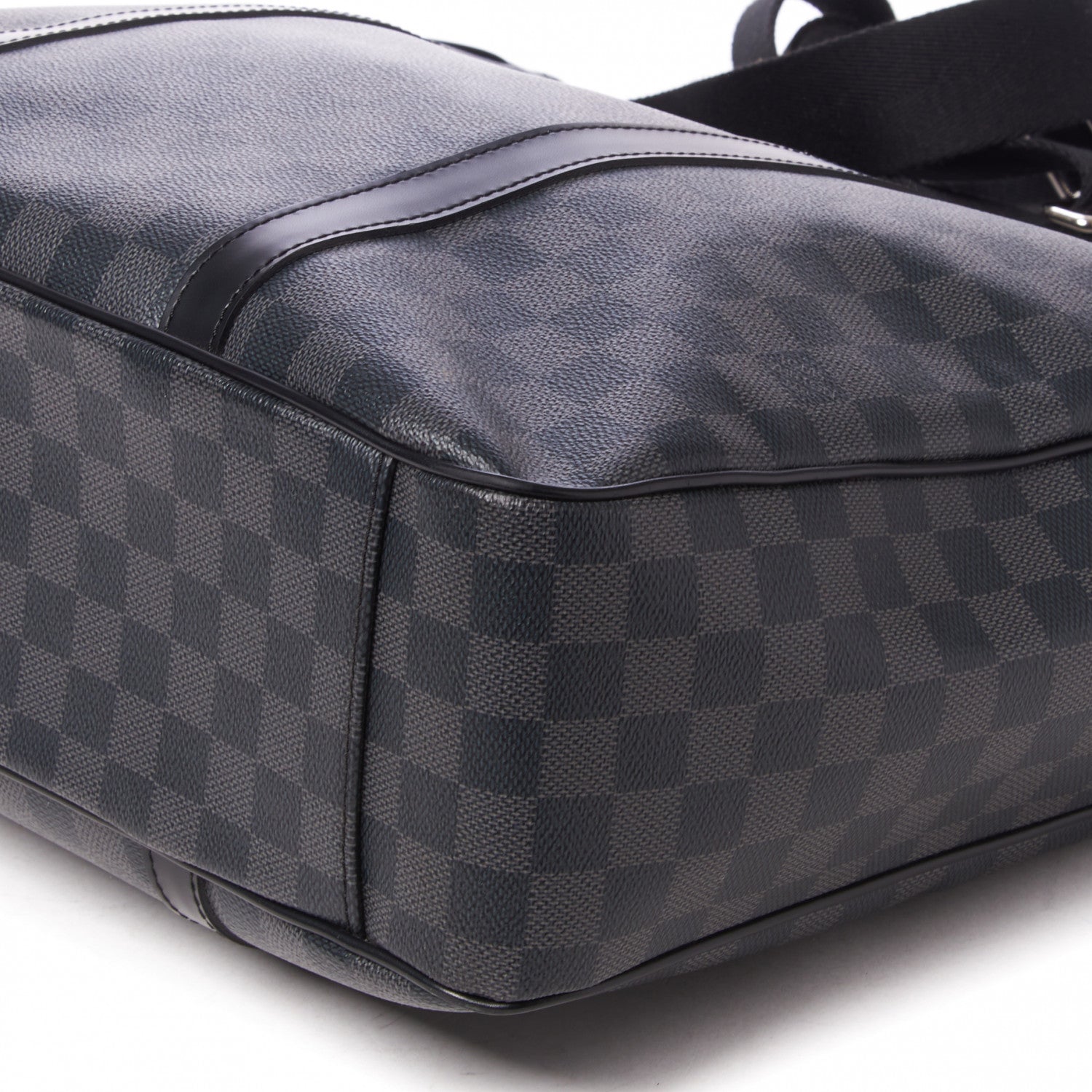 Louis Vuitton Damier Graphite Tadao 4 of 8