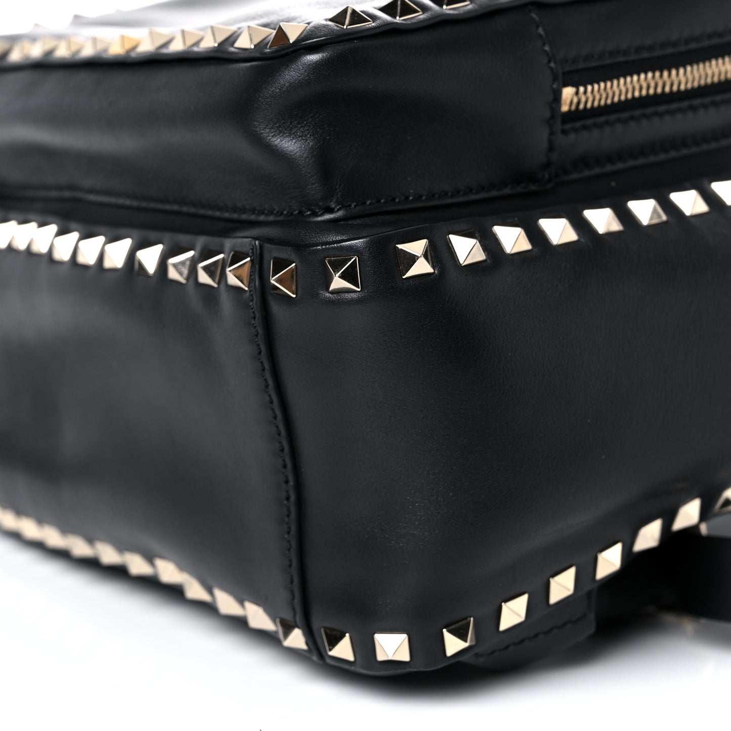 Vitello Medium Rockstud Backpack Black