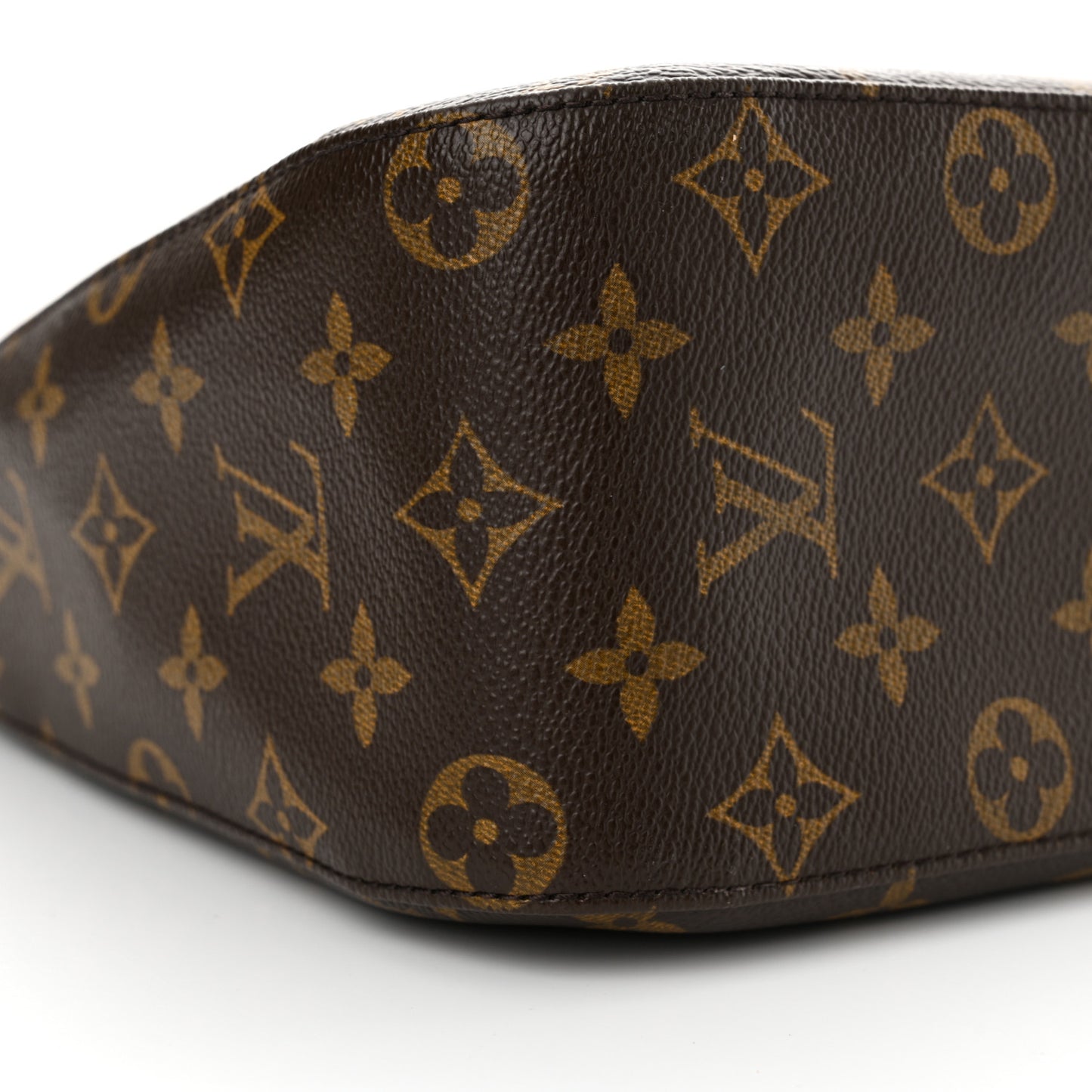 Monogram Looping MM