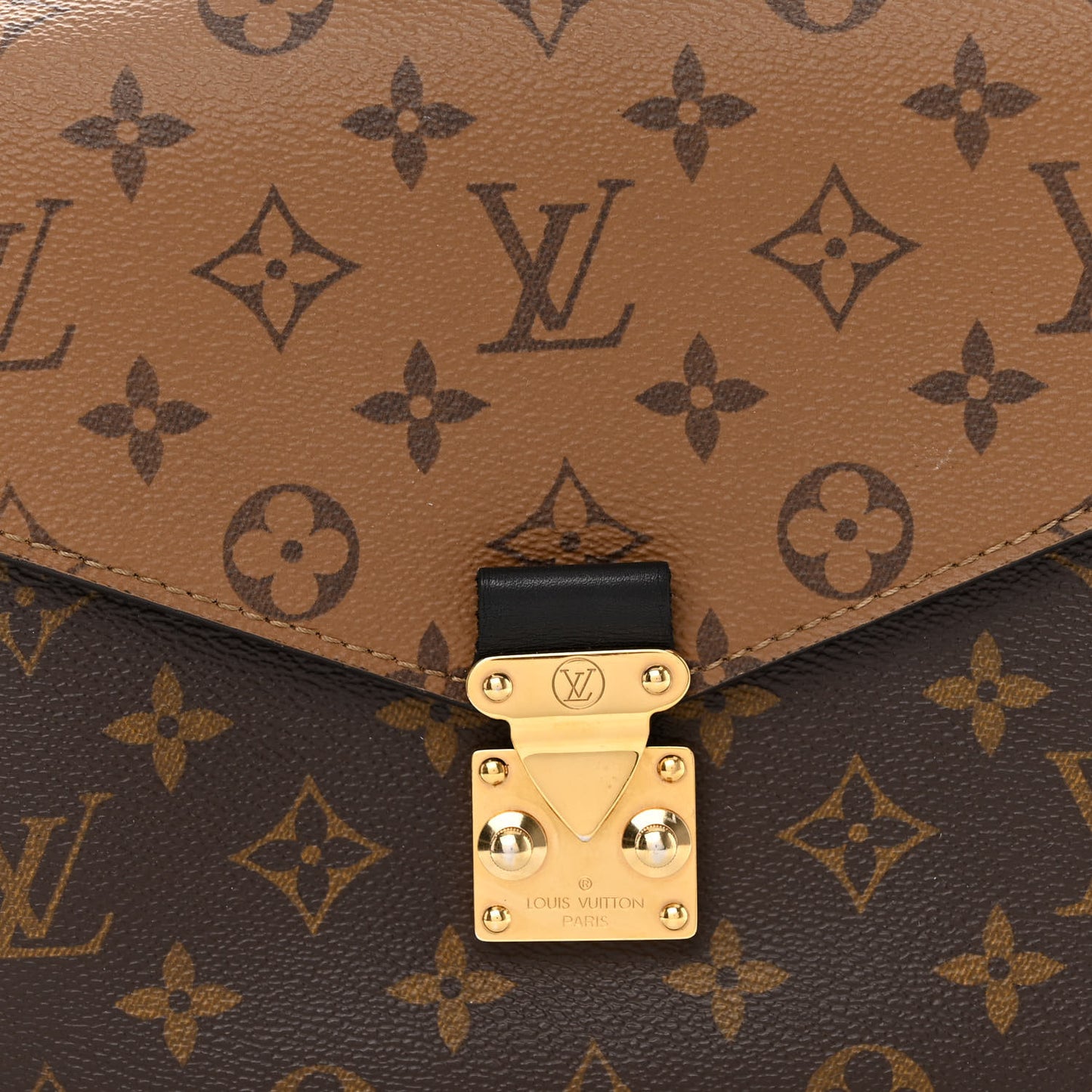 Reverse Monogram Pochette Metis
