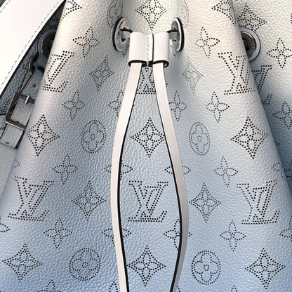 Louis Vuitton Mahina Degrade Muria Bleu 7 of 9