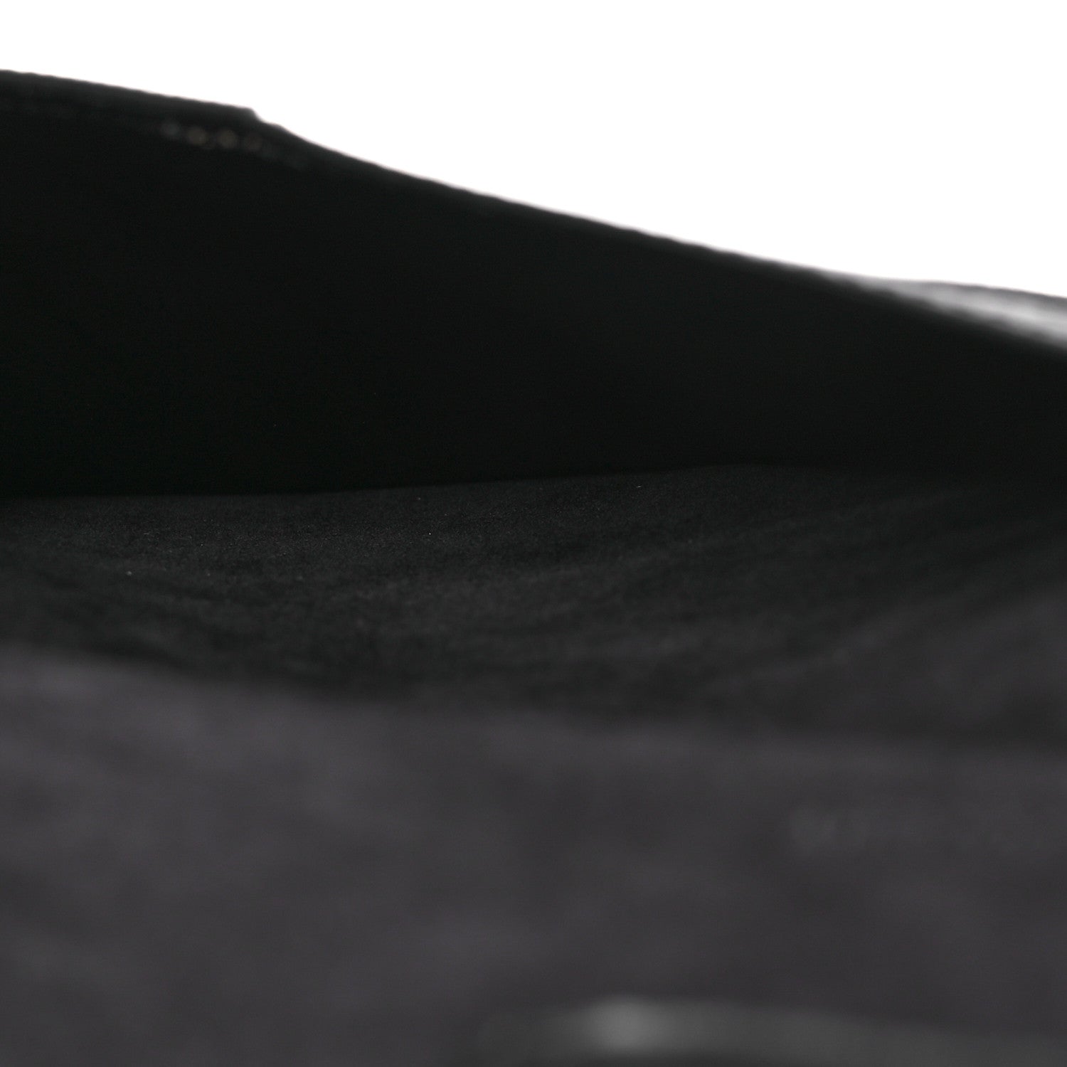 Louis Vuitton Reverse Monogram iPhone 15 Pro Folio Case 6 of 9