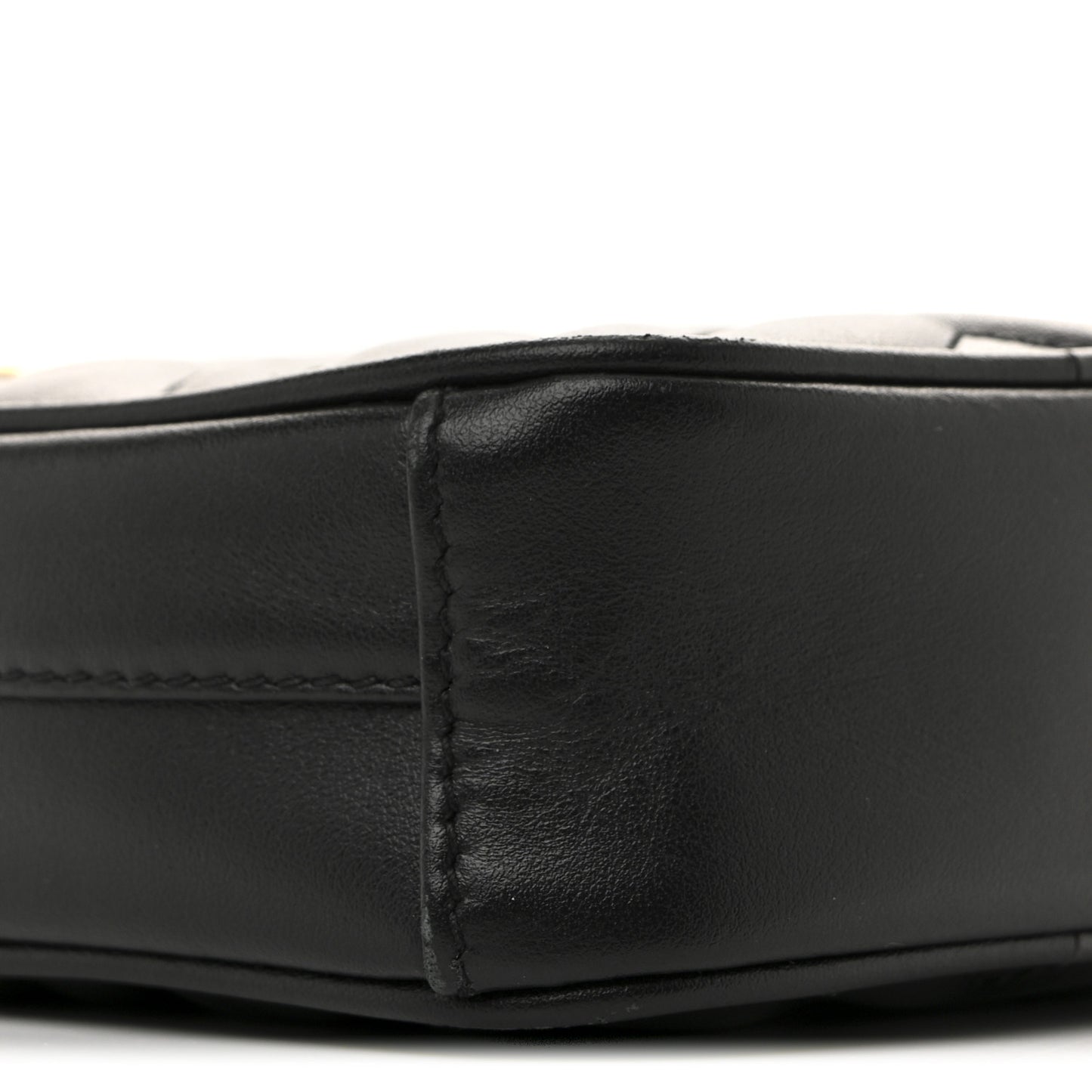 Calfskin Matelasse Mini GG Marmont Crossbody Bag Black