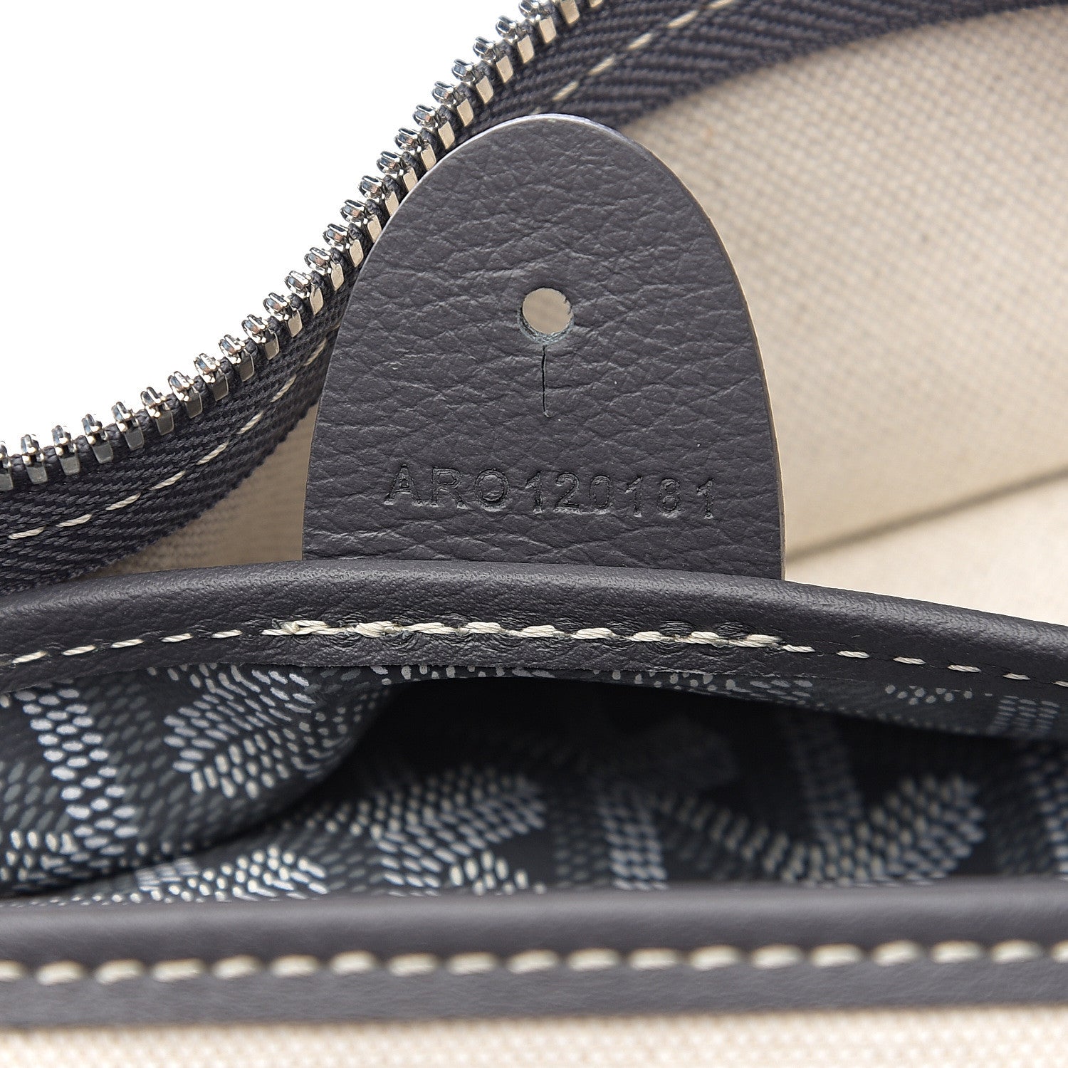 Goyard Goyardine Artois MM Grey 6 of 9