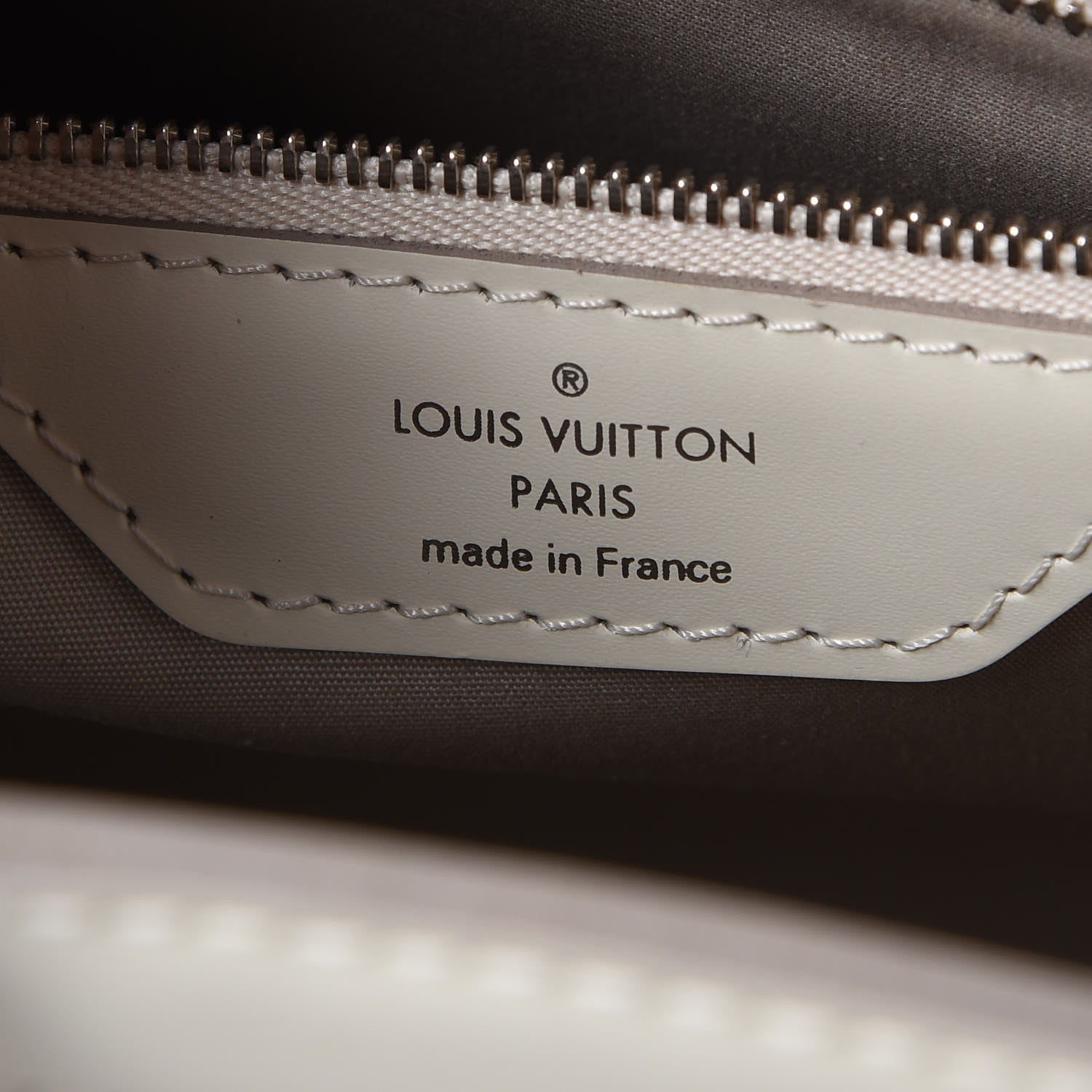Louis Vuitton Epi Brea MM Ivory 7 of 8