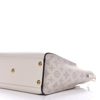 Louis Vuitton Calfskin Monogram On My Side Greige 8 of 12