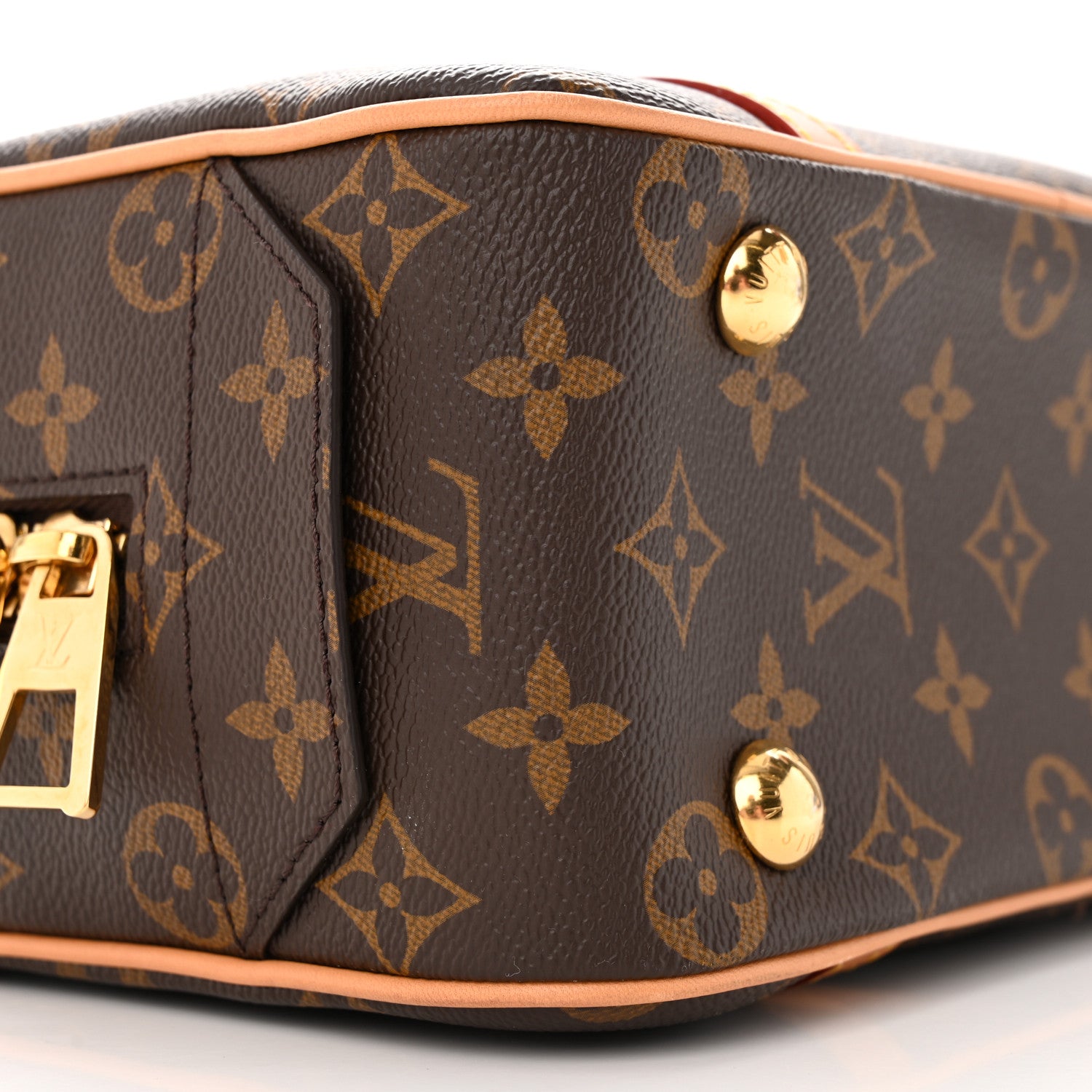 Louis Vuitton Monogram Cite 8 of 10