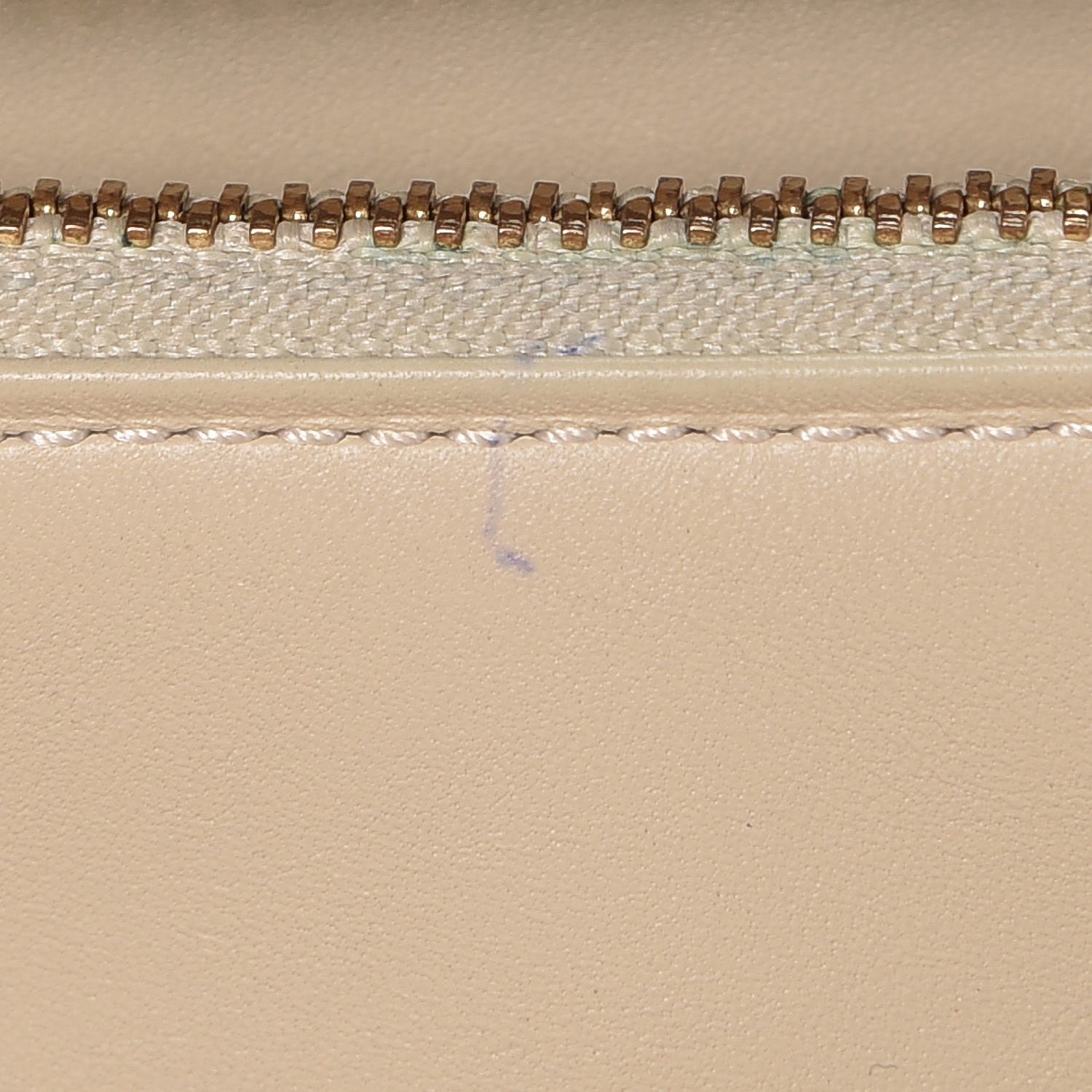 Louis Vuitton Vernis Leopard Zippy Wallet Blanc Corail 7 of 9