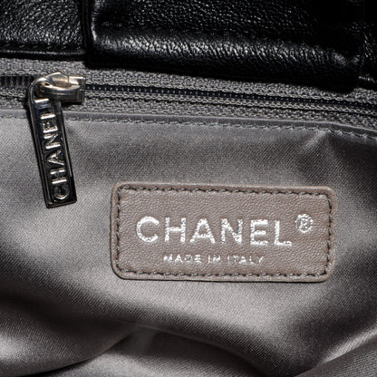 Chanel Lambskin Pearl Obsession Tote Black 6 of 7