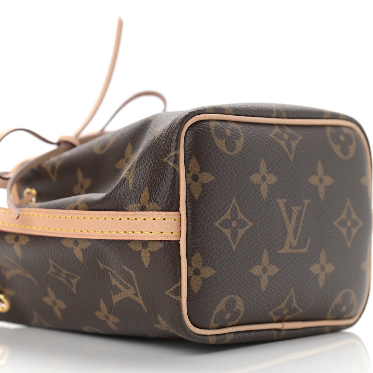 Louis Vuitton Monogram Nano Noe 8 of 9