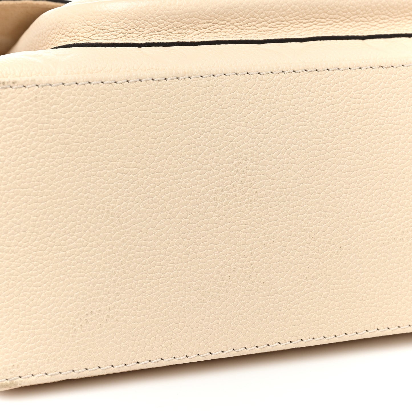 Empreinte Marignan Creme Caramel
