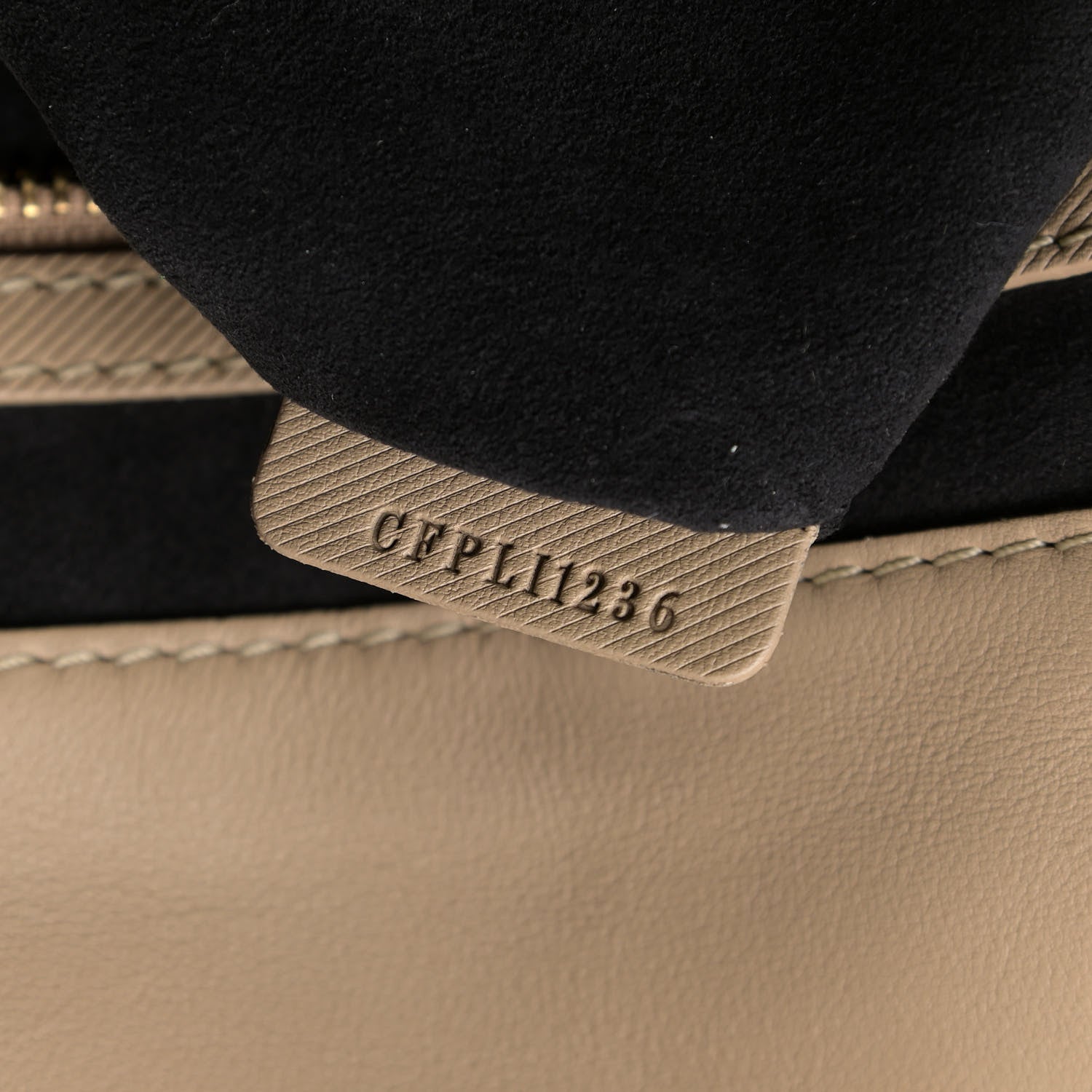 Burberry Trench Calfskin Medium DK88 Top Handle Bag Honey 7 of 11