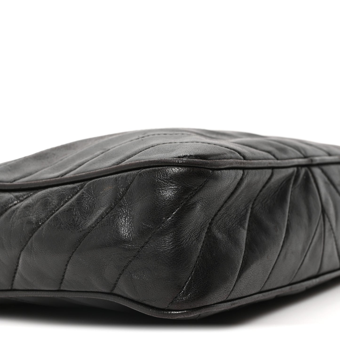 Lambskin Chevron Quilted Tassel Camera Case Black