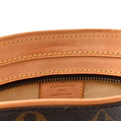 Louis Vuitton Monogram Hudson GM 21 of 31