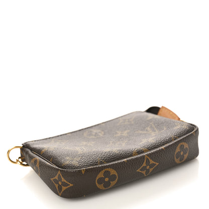 Louis Vuitton Monogram Mini Pochette Accessories 4 of 9