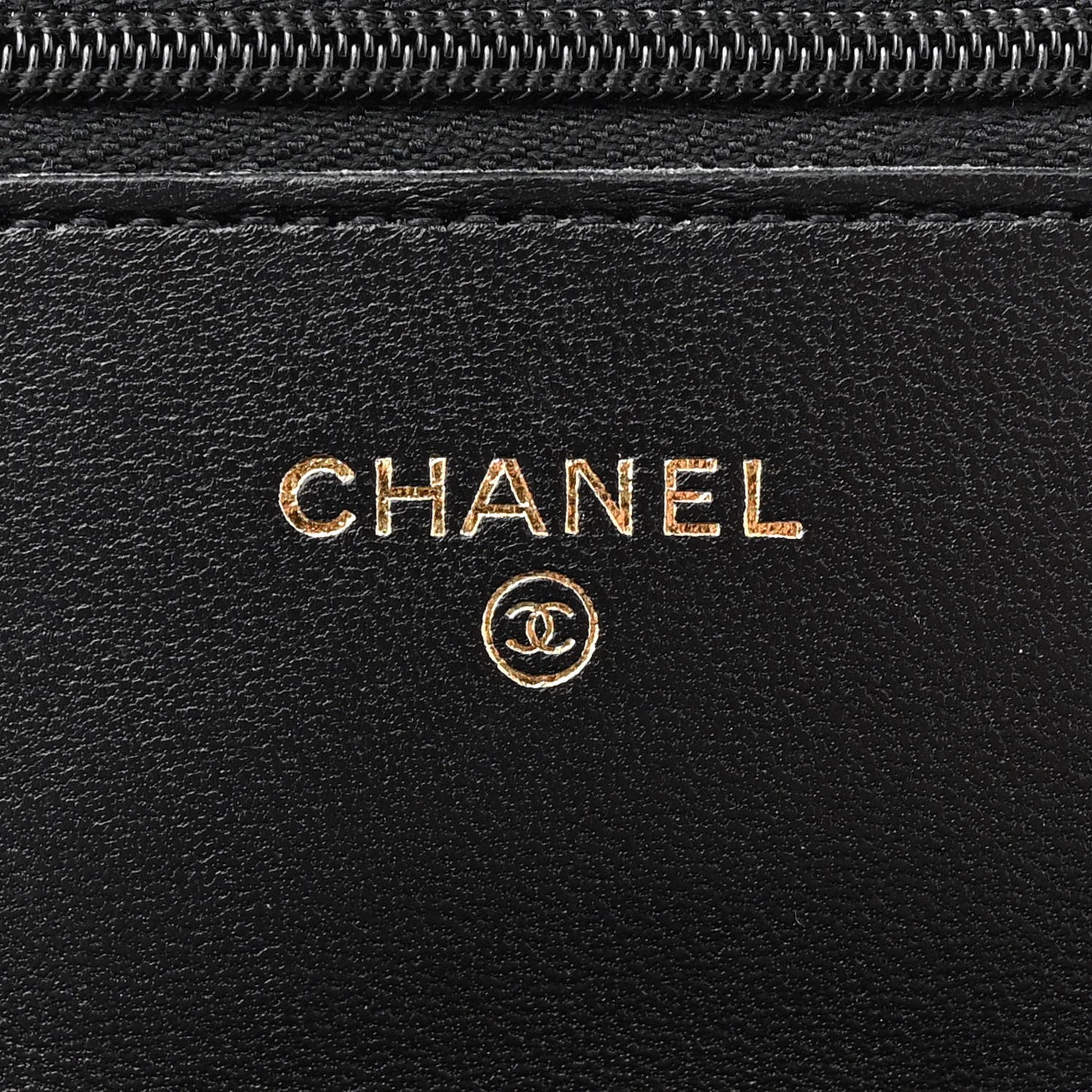 Lambskin Quilted Wallet On Chain WOC Black